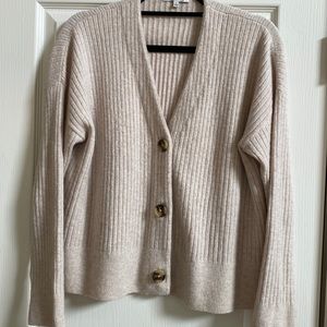 Ribbed warm cardigan